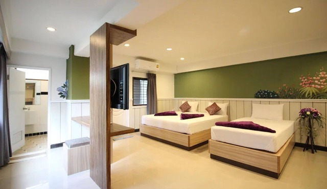 Kaya Place