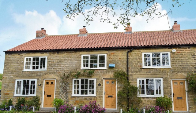 Keldholme Cottages 2 - UK11488