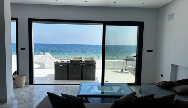 Kelibia Waterfront Villa Floor