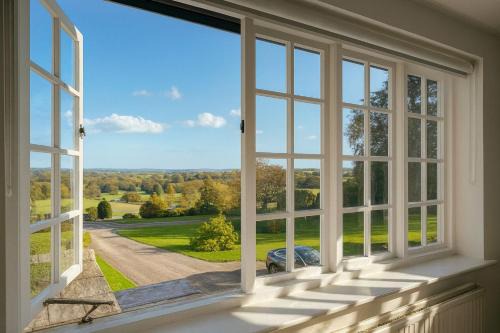 Kenn Valley View - Free Parking - Free Wi-Fi - On Site Bar and Restaurant