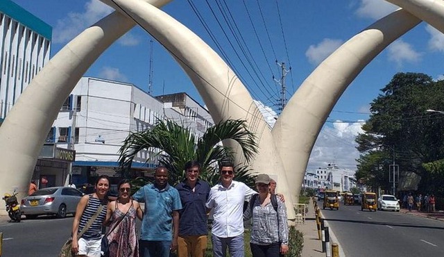 Kenya: Moi International Airport to Diani Beach Private Taxi