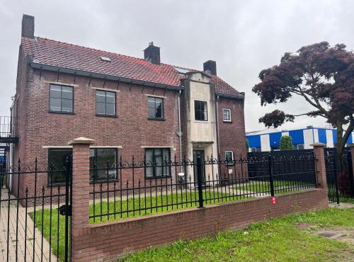 Kess Maison, Gehele villa met SAUNA en dakterras Enschede