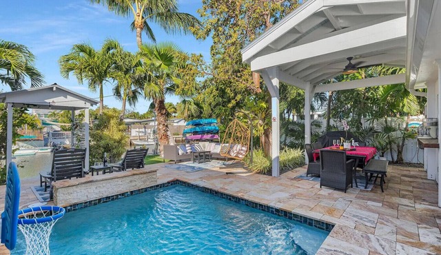 Key Haven Waterfront Oasis w/Pool, Dock & Near Old Town