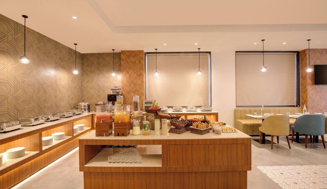 Keys Select by Lemon Tree Hotel Amritsar