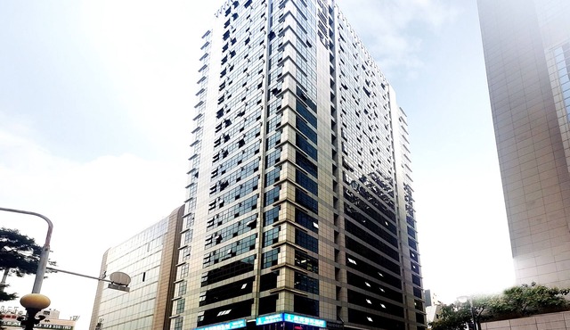 Khan Residence