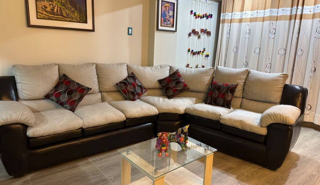 Killa Essence: Spacious, Cozy and View in Cusco