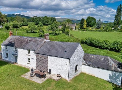 Kiln Farm, a Canal side retreat