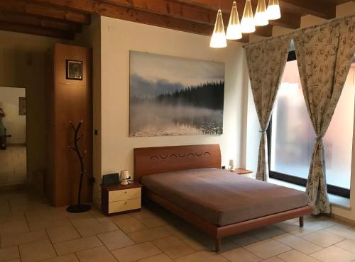 KINDLY ROBERTA centro storico Peschiera,lago relax