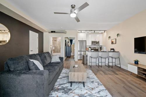King Bed Suite With Free Parking, Step Free Access