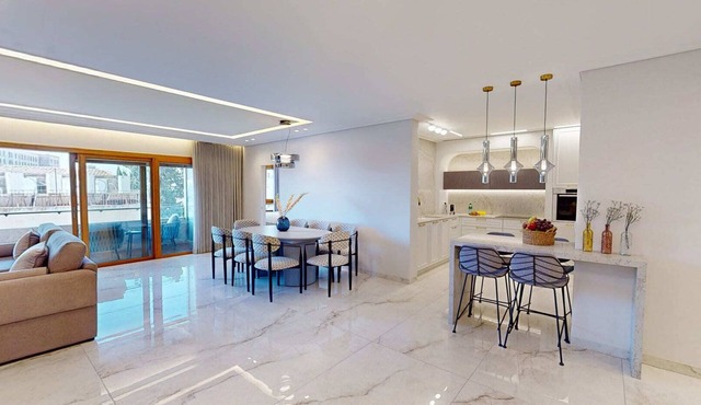KING DAVID RESIDENCES- Luxury 3-bedroom apartment with POOL, GYM, PARKING