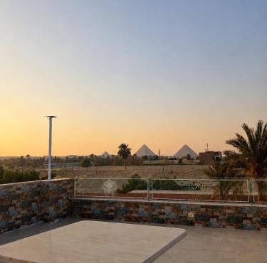 King pyramids Resort