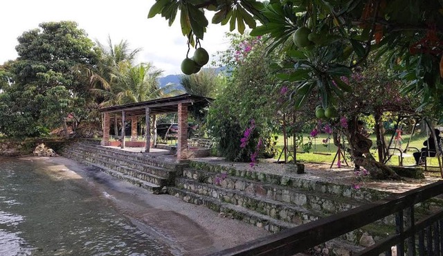 KING'S guest house