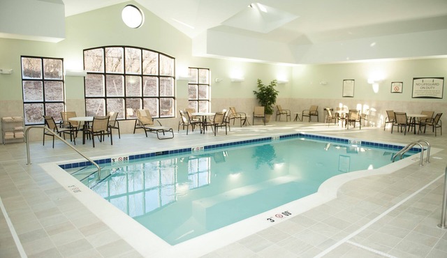 King Studio | Pool & Whirlpool Access