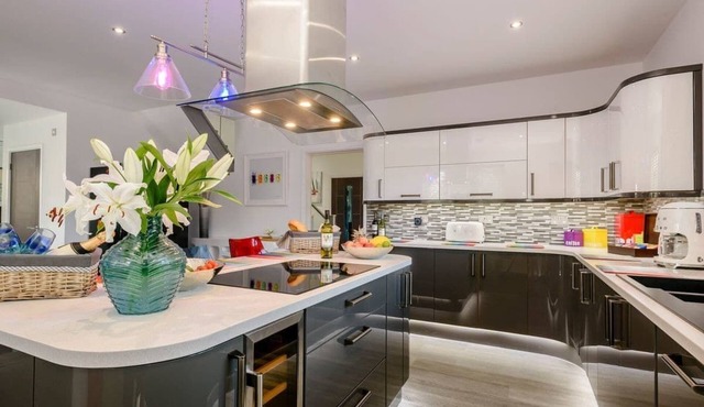 Kingfisher Lodge