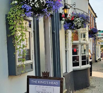 Kings Head Holt