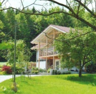 Kirchstett
