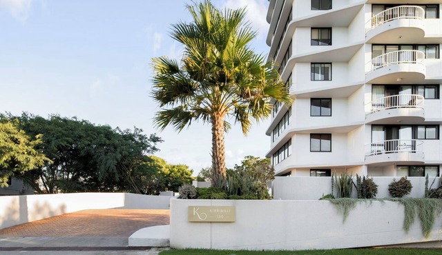 Kirribilli Riverfront Apartments