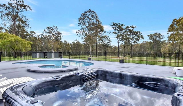 Kitchener Country Estate with Pool Hot Tub on private acres that sleeps up to 18