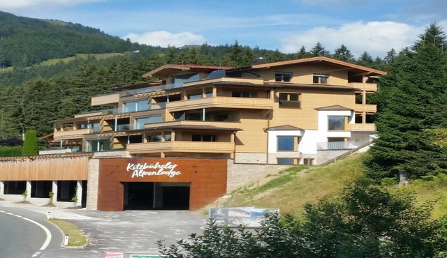 Kitzbühel alpine lodge with private infrared sauna
