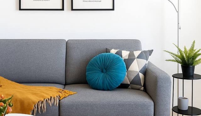 Kivis Modern Studio near Train Mall & Airport