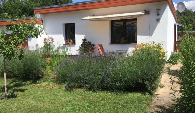 Kleines Ferienhaus in Rangsdorf mit großem Garten by Interhome