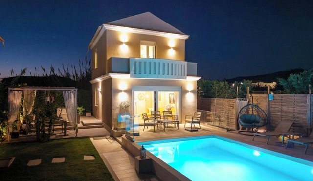 Klio - Two Bedroom Villa, Sleeps 4