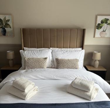 Knowes Apartment