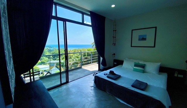 Ko Samui Sea View Pool villa Paris, with car, just 400m to the Beach