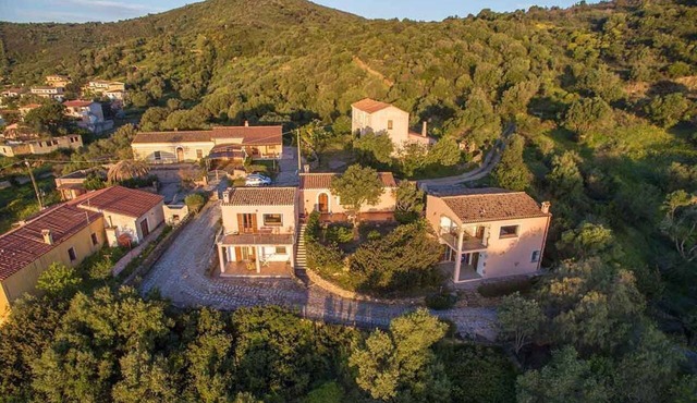Komfortable Villa mit Pool und Meerblick - Nr. 115/2