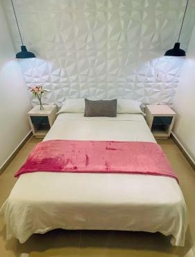 Kromatic Hostel