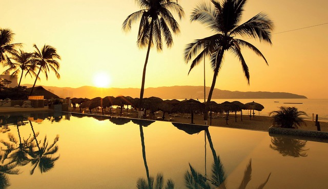 Krystal Beach Acapulco