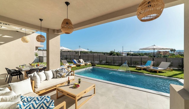 KS1 Exclusive Luxury Villa with Private Pool & Elegant Outdoor Living