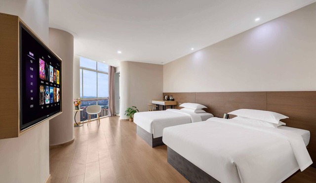 Kuncheng Extraordinary Hotel