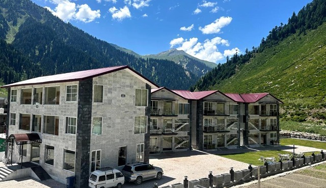 Kunhar Hotel RiverSide Block
