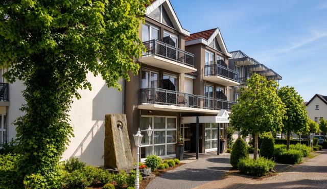 Kurhotel Grüttner mit eigenem Sole Thermal Schwimmbad 32 Grad und Saunalandschaft