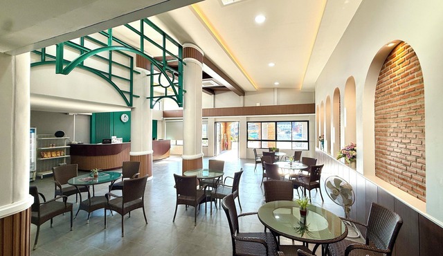 KYP Hotel