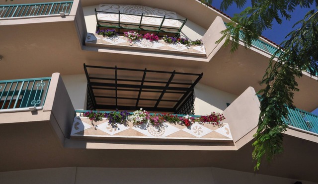 Kyveli Apartments