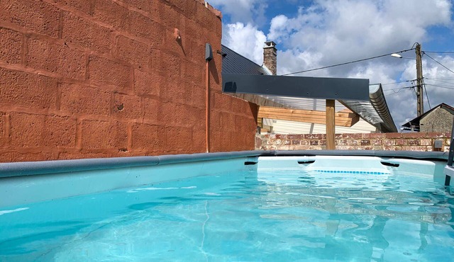 L'Arrestoise : swimming pool, terraces, land 1000m2