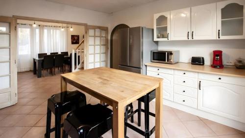 L'Hermitage jardin billard et wifi haut debit