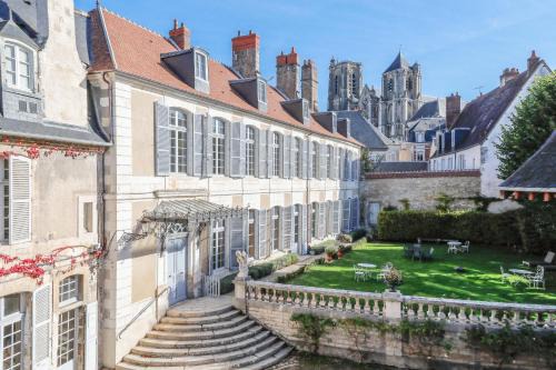 L'Hotel de Panette, Un exceptionnel château en coeur de ville - parking privé cour