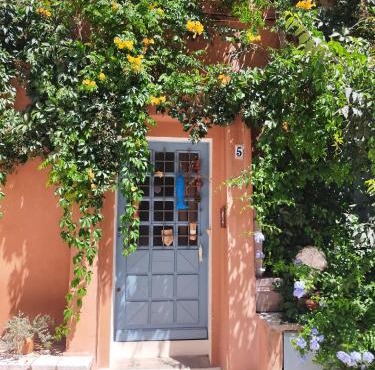L'Imprévu de Cotignac, Appart' et Duplex au cœur du village