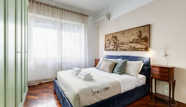L&L - Central charming 2-Bdr!