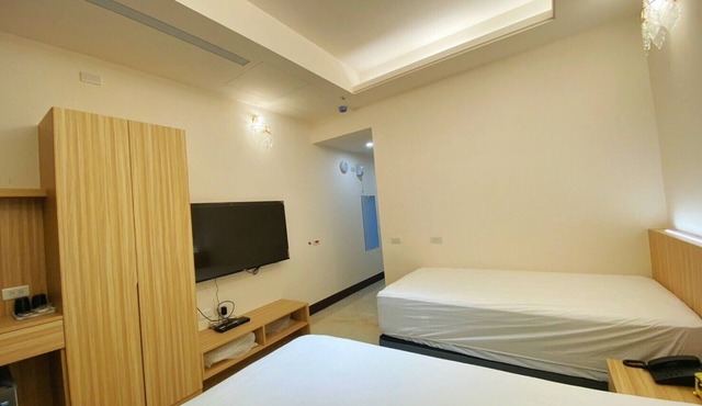 L.L Hotel