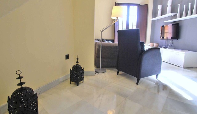 L5.3 Dorm. Apartment with Terraces/WIFI/Air Conditioning/Kitchen