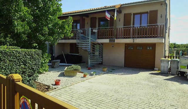LA BOUVIERE