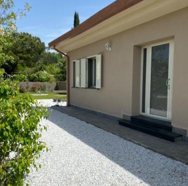La Campanula-exclusive pool