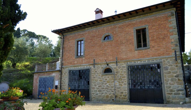 LA CANTINA - GOOD ACCOMMODATION 30 MINS FROM FLORENCE