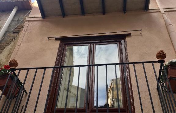 La casa Accanto