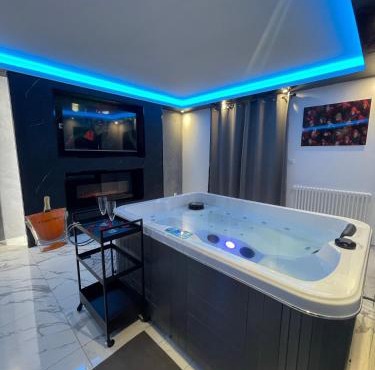 La Casa de Lové Suite Jacuzzi