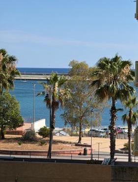 La Casa di Edo - Sea View Apartment near Beach, AC & Private Parking